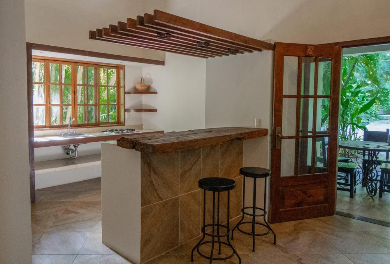 Hotel Maya Bell Palenque Eksteriør bilde